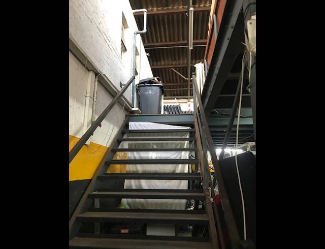 1,208M² WAREHOUSE FOR SALE IN DURBAN CENTRAL